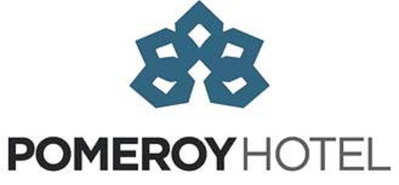 Pomeroy Hotel Fort Mcmurray Exterior photo